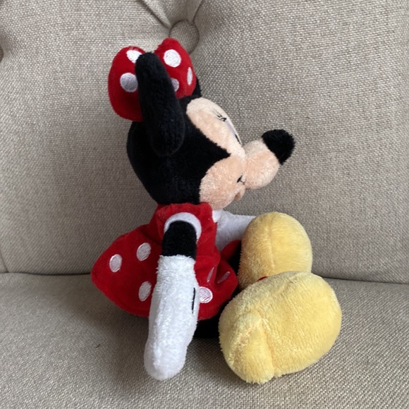 MINNIE MOUSE 9 inch Plush Red polka dots - Picture 4 of 8
